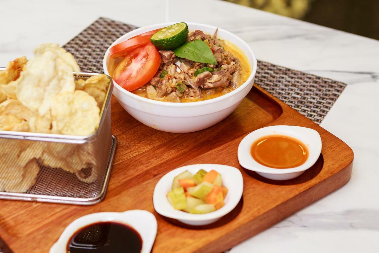 Ramada By Wyndham Serpong Eksteriør bilde